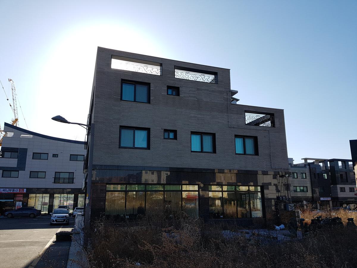 אינצ'ון Buzz Guesthouse מראה חיצוני תמונה